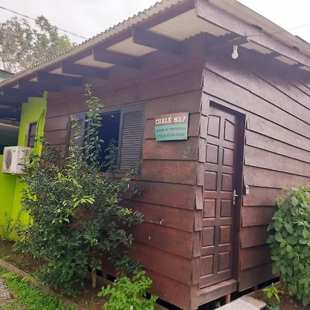 827 Chale Pe Na Areia, Completo Na Praia Do Estaleiro Em Ubatuba - 1 Dormitorio, 1 Banheiro, 1 Vaga De Garagem ภายนอก รูปภาพ