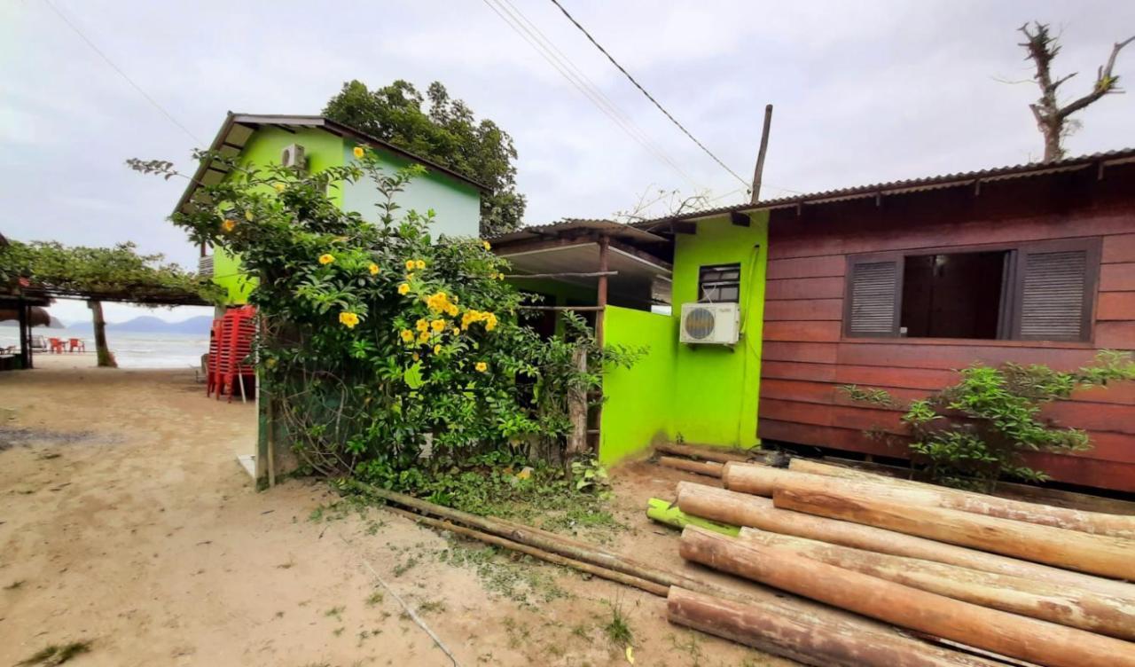 827 Chale Pe Na Areia, Completo Na Praia Do Estaleiro Em Ubatuba - 1 Dormitorio, 1 Banheiro, 1 Vaga De Garagem ภายนอก รูปภาพ