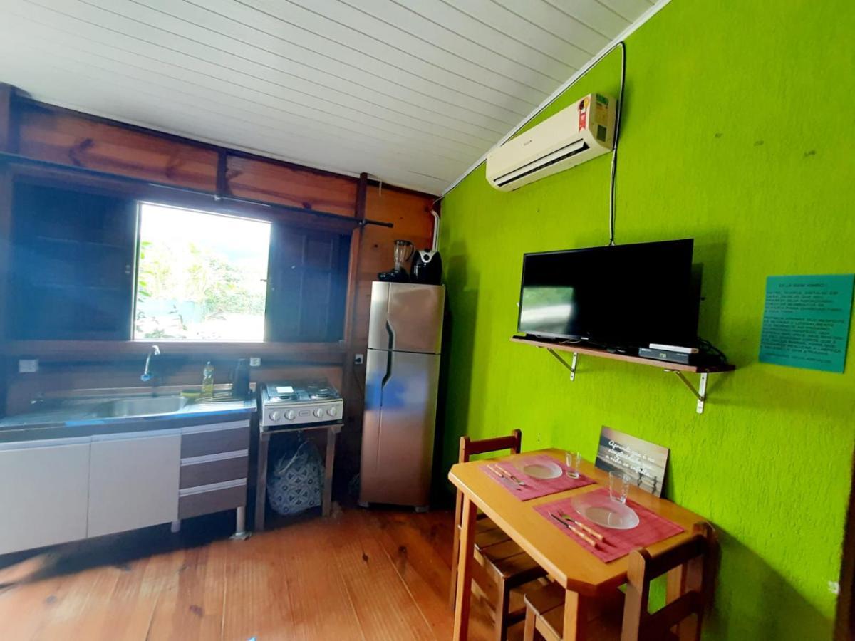 827 Chale Pe Na Areia, Completo Na Praia Do Estaleiro Em Ubatuba - 1 Dormitorio, 1 Banheiro, 1 Vaga De Garagem ภายนอก รูปภาพ