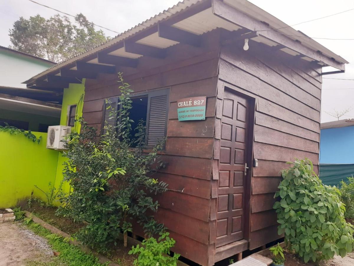 827 Chale Pe Na Areia, Completo Na Praia Do Estaleiro Em Ubatuba - 1 Dormitorio, 1 Banheiro, 1 Vaga De Garagem ภายนอก รูปภาพ